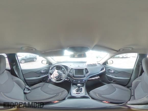 ✅ 2015 Jeep Cherokee Latitude • VIN: 1C4PJMCS9FW751992 • Lot: 93010215. Wystawiony na Copart z przebiegiem Nie podano. Bezpłatny archiwum sprzedaży aukcyjnych z USA i szczegółowy raport historii pojazdu na DreamBid. Zdjęcie 16.