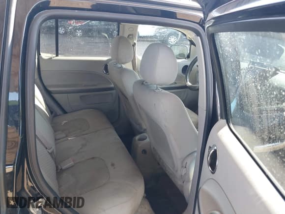 ✅ 2006 Chevrolet HHR LT • VIN: 3GNDA23D36S649664 • Lot: 41360641. Listed on IAAI with Not provided. Free auction sales archive from the USA and detailed vehicle history report at DreamBid. Image 8.