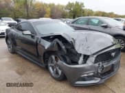 ✅ 2015 Ford Mustang V6 • VIN: 1FA6P8AM3F5355512 • Lot: 43756482. Wystawiony na IAAI z przebiegiem 135 283 mil. Bezpłatny archiwum sprzedaży aukcyjnych z USA i szczegółowy raport historii pojazdu na DreamBid. Zdjęcie 6.
