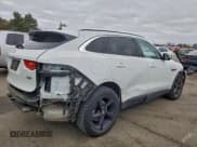 ✅ 2019 Jaguar F-Pace 25t Premium • VIN: SADCJ2FX1KA600845 • Lot: 94756915. Wystawiony na Copart z przebiegiem 56 259 mil. Bezpłatny archiwum sprzedaży aukcyjnych z USA i szczegółowy raport historii pojazdu na DreamBid. Zdjęcie 3.