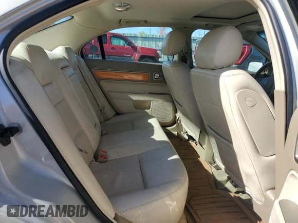 ✅ 2006 Lincoln Zephyr • VIN: 3LNHM26116R637731 • Lot: 86596655. Listed on Copart with 94,515 mi. Free auction sales archive from the USA and detailed vehicle history report at DreamBid. Image 10.