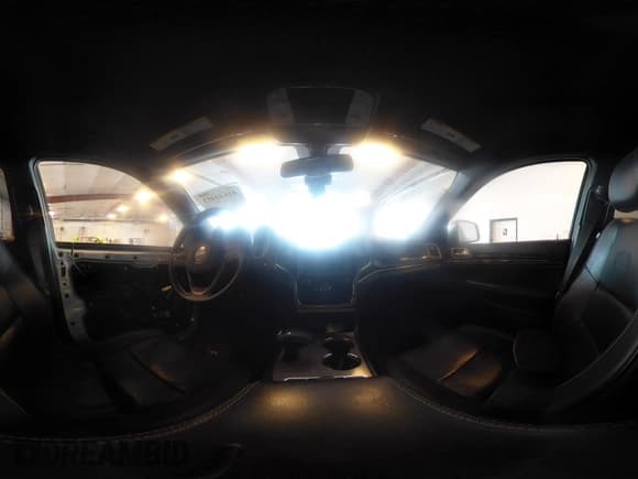 ✅ 2015 Jeep Grand Cherokee Overland • VIN: 1C4RJFCG6FC956820 • Lot: 41644453. Listed on IAAI with 149,339 mi. Free auction sales archive from the USA and detailed vehicle history report at DreamBid. Image 20.