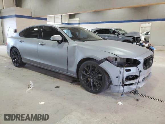 ✅ 2018 Volvo S90 Momentum • VIN: LVY982MK3JP008280 • Лот: 91627885. Опубликован ранее на Copart с пробегом 102 517 миль. Бесплатный доступ к архиву аукционных продаж из США и подробный отчёт об истории автомобиля на DreamBid. Изображение 4.