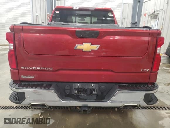 ✅ 2021 Chevrolet Silverado 1500 LTZ • VIN: 1GCUYGEL1MZ243937 • Lot: 69365235. Wystawiony na Copart z przebiegiem 79 031 mil. Bezpłatny archiwum sprzedaży aukcyjnych z USA i szczegółowy raport historii pojazdu na DreamBid. Zdjęcie 6.