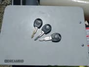 ✅ 2006 Chevrolet Aveo LS • VIN: KL1TD66616B674680 • Lot: 42231599. Wystawiony na IAAI z przebiegiem 249 669 mil. Bezpłatny archiwum sprzedaży aukcyjnych z USA i szczegółowy raport historii pojazdu na DreamBid. Zdjęcie 11.