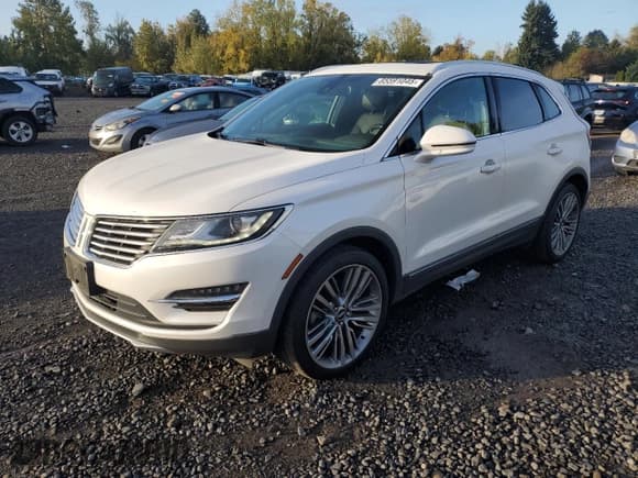 ✅ 2016 Lincoln MKC Reserve • VIN: 5LMTJ3DH8GUJ19051 • Lot: 85591045. Listed on Copart with 89,358 mi. Free auction sales archive from the USA and detailed vehicle history report at DreamBid. Image 1.