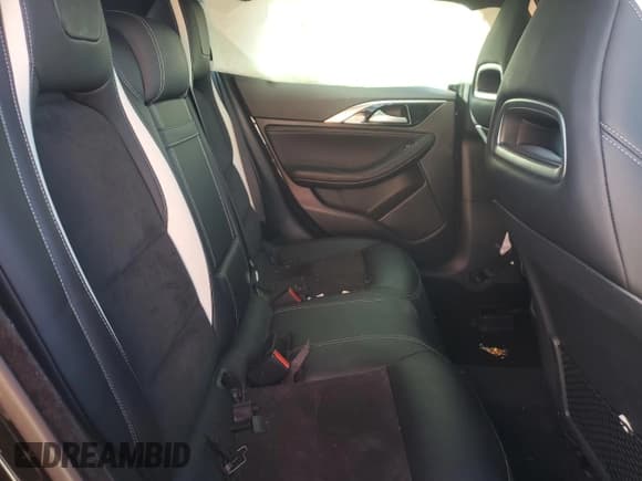 ✅ 2018 Infiniti QX30 Sport • VIN: SJKCH5CP7JA002574 • Лот: 46917455. Опубликован ранее на Copart с пробегом Не указан. Бесплатный доступ к архиву аукционных продаж из США и подробный отчёт об истории автомобиля на DreamBid. Изображение 11.