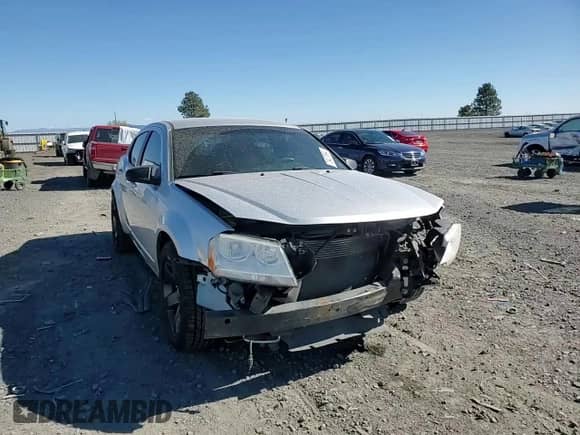 2012 Dodge Avenger SE z VIN 1C3CDZAB8CN322662, wystawiony jako Copart lot #73427604 z przebiegiem 169 690 mil mil oraz Szkoda całkowita • Salvage title. Historia ofert i sprzedaży dostępna na DreamBid. Obrazek 11.