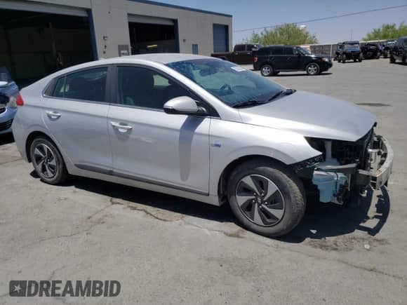 2017 Hyundai Ioniq SEL с VIN KMHC75LC1HU032340, выставлен на аукционе Copart как лот 53063934 с пробегом 74 724 миль миль и Списание • Salvage title. История ставок и продаж доступна на DreamBid. Изображение 4.