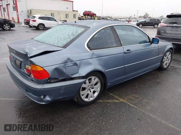 2000 BMW 3 Series 323Ci с VIN WBABM3348YJN80646, выставлен на аукционе IAAI как лот 41560077 с пробегом 230 422 миль миль и . История ставок и продаж доступна на DreamBid. Изображение 4.