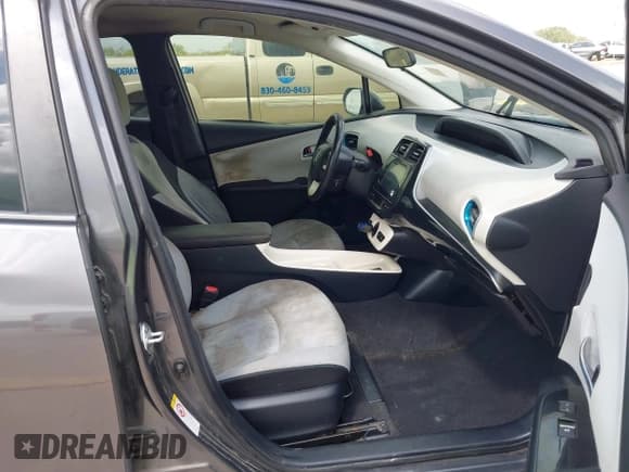✅ 2016 Toyota Prius Four • VIN: JTDKARFUXG3501569 • Lot: 42643602. Listed on IAAI with 162,087 mi. Free auction sales archive from the USA and detailed vehicle history report at DreamBid. Image 5.