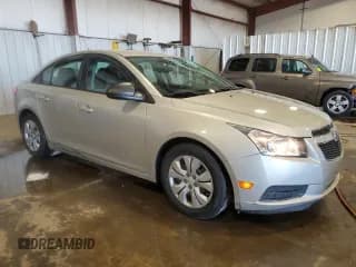 ✅ 2014 Chevrolet Cruze LS • VIN: 1G1PA5SG6E7230085 • Lot: 90124465. Listed on Copart with 104,605 mi. Free auction sales archive from the USA and detailed vehicle history report at DreamBid. Image 4.