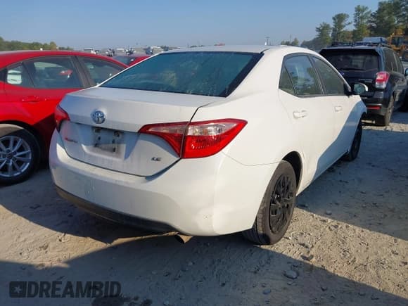 ✅ 2017 Toyota Corolla LE • VIN: 5YFBURHE7HP574162 • Лот: 43183255. Опубликован ранее на IAAI с пробегом 163 504 миль. Бесплатный доступ к архиву аукционных продаж из США и подробный отчёт об истории автомобиля на DreamBid. Изображение 4.