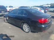 ✅ 2014 Volkswagen Jetta SE • VIN: 3VWD17AJ3EM293568 • Lot: 43212204. Listed on IAAI with 146,824 mi. Free auction sales archive from the USA and detailed vehicle history report at DreamBid. Image 3.