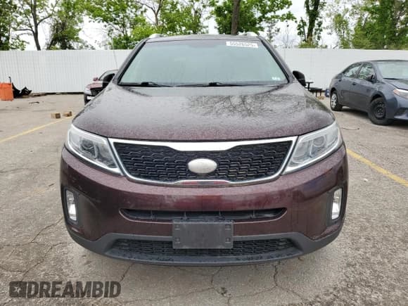 ✅ 2014 Kia Sorento EX • VIN: 5XYKU4A79EG528072 • Lot: 55526525. Wystawiony na Copart z przebiegiem Nie podano. Bezpłatny archiwum sprzedaży aukcyjnych z USA i szczegółowy raport historii pojazdu na DreamBid. Zdjęcie 5.