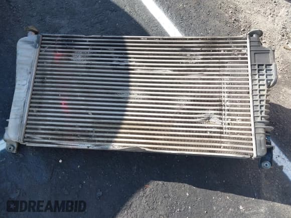 ✅ 2007 Chevrolet Silverado 2500HD LT1 • VIN: 1GCHK23D67F160348 • Lot: 43269127. Wystawiony na IAAI z przebiegiem 179 920 mil. Bezpłatny archiwum sprzedaży aukcyjnych z USA i szczegółowy raport historii pojazdu na DreamBid. Zdjęcie 21.