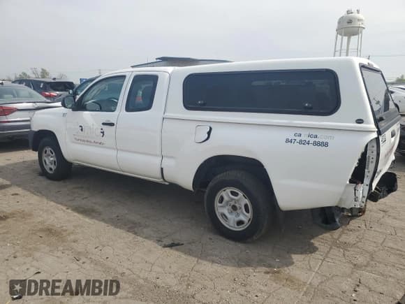 ✅ 2015 Toyota Tacoma • VIN: 5TFTX4CN9FX057918 • Lot: 55566875. Listed on Copart with 53,950 mi. Free auction sales archive from the USA and detailed vehicle history report at DreamBid. Image 2.