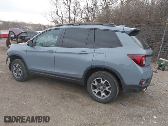 ✅ 2022 Honda Passport TrailSport • VIN: 5FNYF8H66NB003194 • Лот: 41508277. Опубликован ранее на IAAI с пробегом 40 981 миль. Бесплатный доступ к архиву аукционных продаж из США и подробный отчёт об истории автомобиля на DreamBid. Изображение 3.