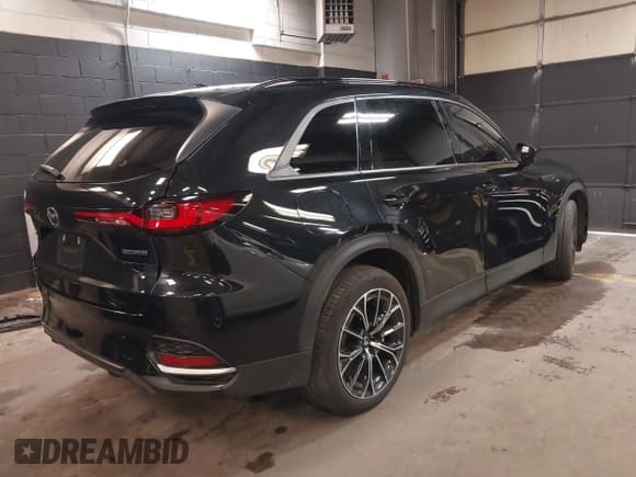✅ 2025 Mazda CX-70 Premium • VIN: JM3KJDHA1S1110442 • Lot: 41955406. Wystawiony na IAAI z przebiegiem 3 477 mil. Bezpłatny archiwum sprzedaży aukcyjnych z USA i szczegółowy raport historii pojazdu na DreamBid. Zdjęcie 4.