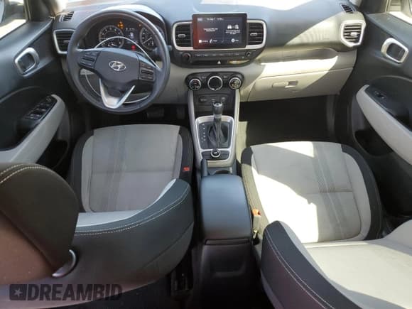 ✅ 2021 Hyundai Venue SEL • VIN: KMHRC8A30MU078262 • Lot: 47365875. Listed on Copart with 65,689 mi. Free auction sales archive from the USA and detailed vehicle history report at DreamBid. Image 8.