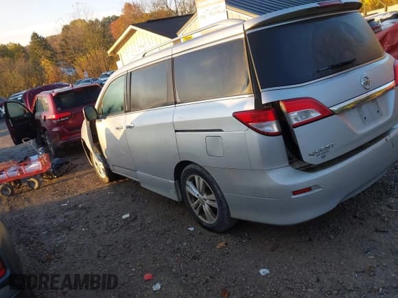 ✅ 2011 Nissan Quest LE • VIN: JN8AE2KP5B9004883 • Lot: 43590436. Listed on IAAI with 164,889 mi. Free auction sales archive from the USA and detailed vehicle history report at DreamBid. Image 3.
