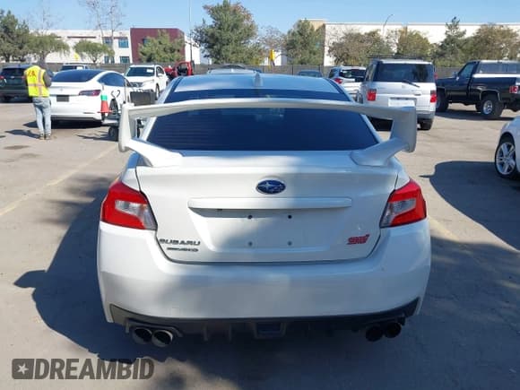 ✅ 2020 Subaru WRX STI • VIN: JF1VA2S66L9814613 • Lot: 41671159. Listed on IAAI with 36,358 mi. Free auction sales archive from the USA and detailed vehicle history report at DreamBid. Image 17.