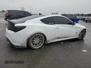 ✅ 2016 Hyundai Genesis Coupe 3.8L Base • VIN: KMHHT6KJ4GU133295 • Lot: 45141395. Wystawiony na Copart z przebiegiem 119 991 mil. Bezpłatny archiwum sprzedaży aukcyjnych z USA i szczegółowy raport historii pojazdu na DreamBid. Zdjęcie 3.