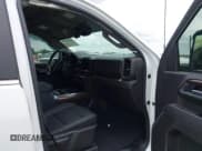 ✅ 2025 Chevrolet Silverado 2500HD LT • VIN: 2GC1KNEY7S1159342 • Лот: 42662011. Опубликован ранее на IAAI с пробегом 1 319 миль. Бесплатный доступ к архиву аукционных продаж из США и подробный отчёт об истории автомобиля на DreamBid. Изображение 5.