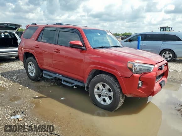 ✅ 2021 Toyota 4Runner SR5 • VIN: JTEMU5JR8M5854576 • Lot: 70528435. Listed on Copart with 138,224 mi. Free auction sales archive from the USA and detailed vehicle history report at DreamBid. Image 4.
