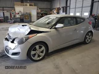 ✅ 2012 Hyundai Veloster w/Red Int • VIN: KMHTC6AD2CU049959 • Lot: 71714944. Wystawiony na Copart z przebiegiem 168 275 mil. Bezpłatny archiwum sprzedaży aukcyjnych z USA i szczegółowy raport historii pojazdu na DreamBid. Zdjęcie 1.