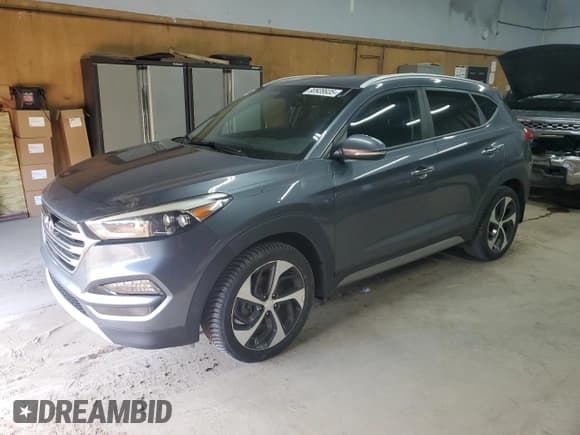 ✅ 2017 Hyundai Tucson Sport • VIN: KM8J3CA22HU364840 • Лот: 90939935. Опубликован ранее на Copart с пробегом 116 225 миль. Бесплатный доступ к архиву аукционных продаж из США и подробный отчёт об истории автомобиля на DreamBid. Изображение 1.