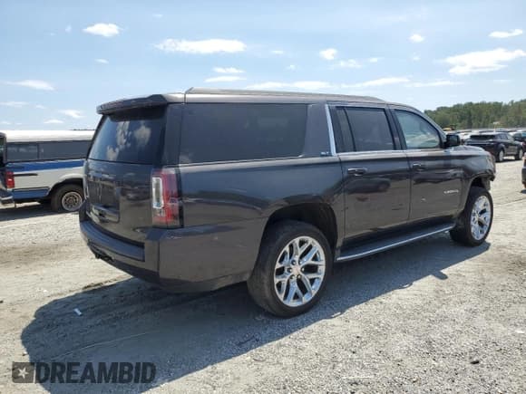 ✅ 2017 GMC Yukon XL SLT • VIN: 1GKS2GKC2HR129176 • Lot: 69362055. Listed on Copart with 190,239 mi. Free auction sales archive from the USA and detailed vehicle history report at DreamBid. Image 3.