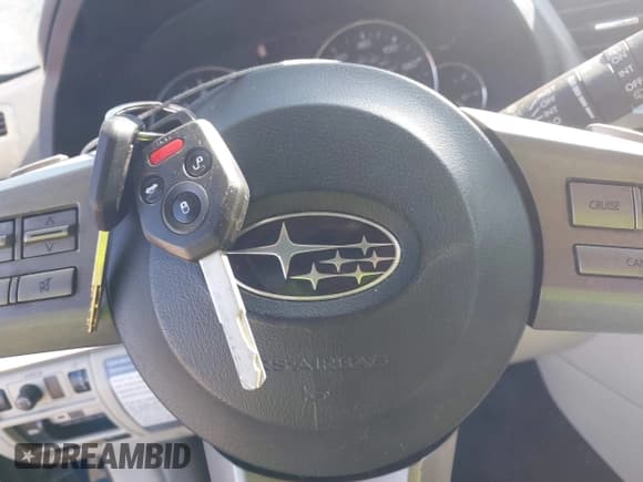 ✅ 2011 Subaru Outback Prem • VIN: 4S4BRBBC5B3354627 • Lot: 43331162. Listed on IAAI with 199,474 mi. Free auction sales archive from the USA and detailed vehicle history report at DreamBid. Image 11.