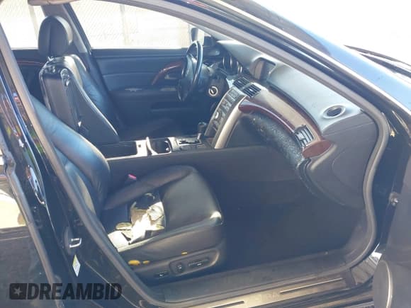 ✅ 2005 Acura RL • VIN: JH4KB16535C000963 • Lot: 43685681. Listed on IAAI with 172,192 mi. Free auction sales archive from the USA and detailed vehicle history report at DreamBid. Image 5.