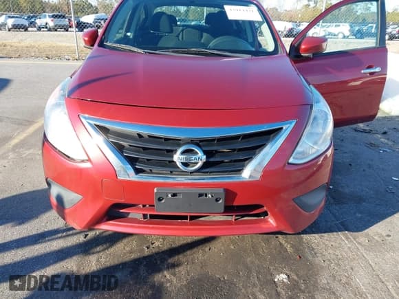 ✅ 2019 Nissan Versa SV • VIN: 3N1CN7AP1KL876314 • Lot: 43914471. Listed on IAAI with 145,380 mi. Free auction sales archive from the USA and detailed vehicle history report at DreamBid. Image 6.