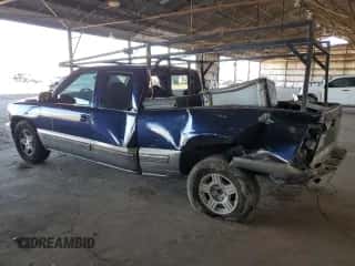 ✅ 1999 Chevrolet Silverado 1500 LS • VIN: 1GCEC19V0XZ107282 • Lot: 70884964. Wystawiony na Copart z przebiegiem 339 173 mil mil. Skorzystaj z bezpłatnego archiwum sprzedaży aukcyjnych z USA i zobacz szczegółowy raport historii pojazdu na DreamBid. Zdjęcie 2.