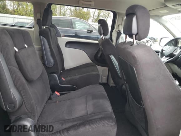 ✅ 2014 Dodge Grand Caravan SXT • VIN: 2C4RDGCG7ER104432 • Lot: 89828015. Wystawiony na Copart z przebiegiem 129 998 mil. Bezpłatny archiwum sprzedaży aukcyjnych z USA i szczegółowy raport historii pojazdu na DreamBid. Zdjęcie 11.