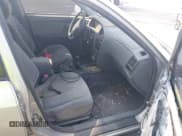 ✅ 2002 Hyundai Elantra GLS • VIN: KMHDN45D32U442770 • Lot: 42665319. Wystawiony na IAAI z przebiegiem Nie podano. Bezpłatny archiwum sprzedaży aukcyjnych z USA i szczegółowy raport historii pojazdu na DreamBid. Zdjęcie 5.