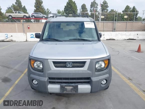 ✅ 2003 Honda Element EX • VIN: 5J6YH17553L007123 • Lot: 42898715. Wystawiony na IAAI z przebiegiem 152 552 mil. Bezpłatny archiwum sprzedaży aukcyjnych z USA i szczegółowy raport historii pojazdu na DreamBid. Zdjęcie 6.