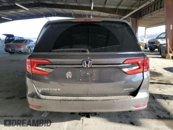 ✅ 2022 Honda Odyssey Touring • VIN: 5FNRL6H85NB043785 • Lot: 81160045. Listed on Copart with 193,024 mi. Free auction sales archive from the USA and detailed vehicle history report at DreamBid. Image 6.