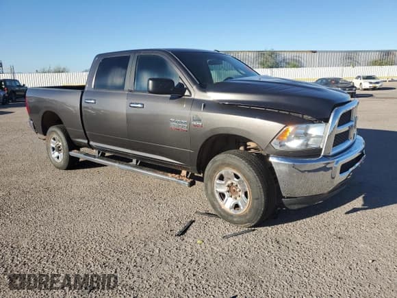 ✅ 2018 Ram 2500 SLT • VIN: 3C6TR5DT2JG169588 • Лот: 82697285. Опубликован ранее на Copart с пробегом 161 967 миль. Бесплатный доступ к архиву аукционных продаж из США и подробный отчёт об истории автомобиля на DreamBid. Изображение 4.
