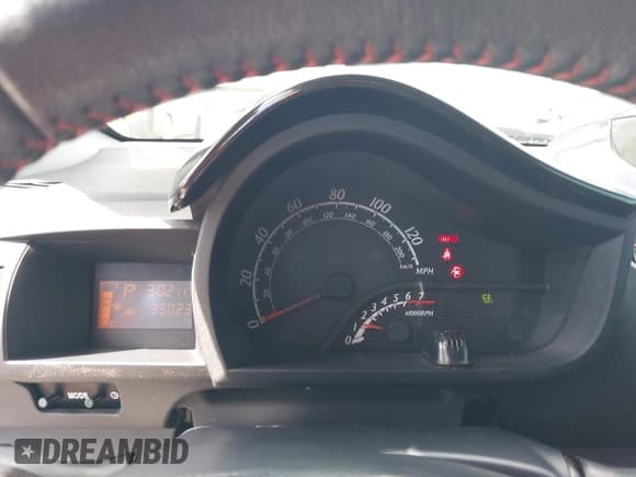 ✅ 2013 Scion iQ • VIN: JTNJJXB00DJ023006 • Lot: 42910251. Wystawiony na IAAI z przebiegiem 95 023 mil. Bezpłatny archiwum sprzedaży aukcyjnych z USA i szczegółowy raport historii pojazdu na DreamBid. Zdjęcie 7.