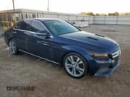 ✅ 2015 Mercedes-Benz C 300 • VIN: 55SWF4JBXFU053670 • Lot: 87491025. Wystawiony na Copart z przebiegiem 109 968 mil. Bezpłatny archiwum sprzedaży aukcyjnych z USA i szczegółowy raport historii pojazdu na DreamBid. Zdjęcie 4.