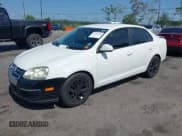 ✅ 2010 Volkswagen Jetta Limited Edition • VIN: 3VWAX7AJXAM110811 • Lot: 42767439. Listed on IAAI with 215,293 mi. Free auction sales archive from the USA and detailed vehicle history report at DreamBid. Image 17.