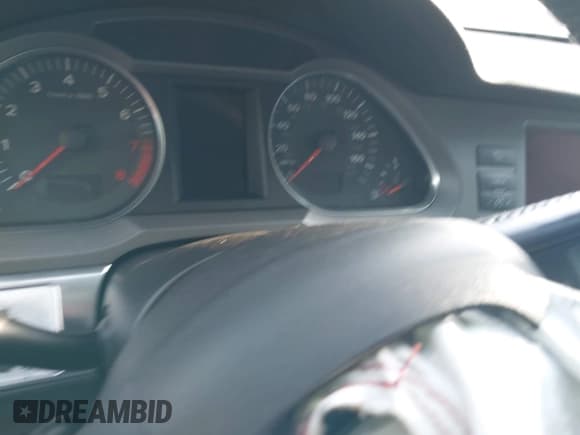 ✅ 2005 Audi A6 • VIN: WAUDG74F65N117240 • Лот: 42084748. Опубликован ранее на IAAI с пробегом Не указан. Бесплатный доступ к архиву аукционных продаж из США и подробный отчёт об истории автомобиля на DreamBid. Изображение 7.