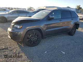 ✅ 2019 Jeep Grand Cherokee Altitude • VIN: 1C4RJFAG9KC679268 • Lot: 85422055. Wystawiony na Copart z przebiegiem Nie podano. Bezpłatny archiwum sprzedaży aukcyjnych z USA i szczegółowy raport historii pojazdu na DreamBid. Zdjęcie 1.