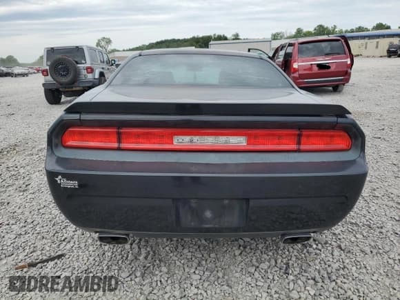 ✅ 2009 Dodge Challenger R/T • VIN: 2B3LJ54T09H510967 • Lot: 68566534. Wystawiony na Copart z przebiegiem 142 370 mil. Bezpłatny archiwum sprzedaży aukcyjnych z USA i szczegółowy raport historii pojazdu na DreamBid. Zdjęcie 6.