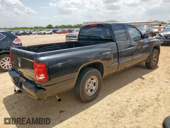 ✅ 2011 Ram Dakota ST • VIN: 1D7RE2BK7BS536945 • Лот: 64848825. Опубликован ранее на Copart с пробегом 124 596 миль. Бесплатный доступ к архиву аукционных продаж из США и подробный отчёт об истории автомобиля на DreamBid. Изображение 3.