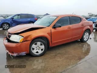 ✅ 2008 Dodge Avenger SE • VIN: 1B3LC46K98N175786 • Lot: 69561034. Wystawiony na Copart z przebiegiem 206 269 mil. Bezpłatny archiwum sprzedaży aukcyjnych z USA i szczegółowy raport historii pojazdu na DreamBid. Zdjęcie 1.