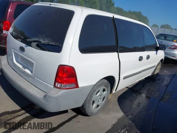 ✅ 2004 Ford Freestar Cargo • VIN: 2FTZA54664BB32183 • Lot: 43084197. Wystawiony na IAAI z przebiegiem Nie podano. Bezpłatny archiwum sprzedaży aukcyjnych z USA i szczegółowy raport historii pojazdu na DreamBid. Zdjęcie 4.
